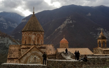 Непризнанная Нагорно-Карабахская республика прекращает существование