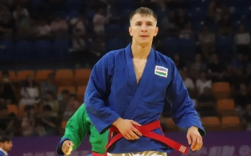 Узбекистанец Артём Штурбабин стал чемпионом Азиатских игр по курашу