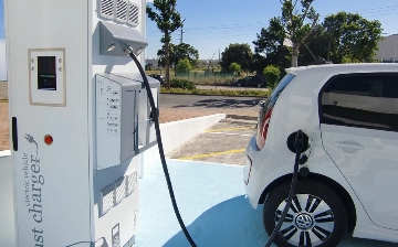 В Узбекистане повысили цены на зарядных станциях для электромобилей