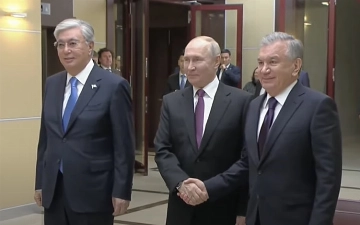 Мирзиёев, Путин и Токаев дали старт поставкам российского газа в Узбекистан через Казахстан 