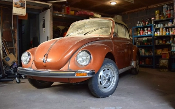 В сети продали совершенно новый Volkswagen Beetle 1979 года почти без пробега