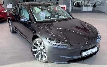 В Китае обновленная Tesla Model 3+ вызвала большой ажиотаж