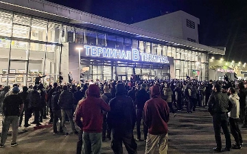 После беспорядков в аэропорту Махачкалы задержали более 200 человек