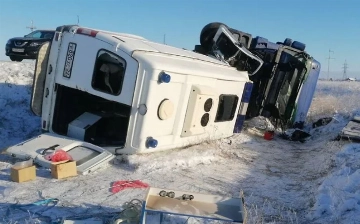 В России узбекистанец на грузовике влетел в «скорую»: погибли два человека