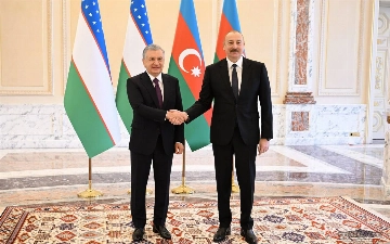 Шавкат Мирзиёев пригласил президента Азербайджана посетить Узбекистан
