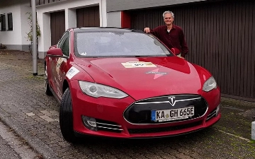 Владелец Tesla Model S проехал на ней 1,9 млн км, при этом заменив 13 моторов