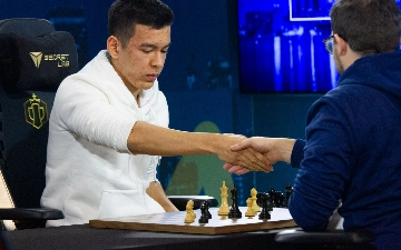 Шахматист Нодирбек Абдусатторов прошел в полуфинал Champions Chess Tour