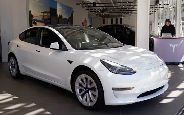 Tesla отзовет 2 млн автомобилей из-за автопилота