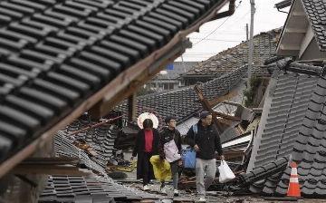 Свыше 50 человек числятся пропавшими без вести в зоне землетрясений в Японии