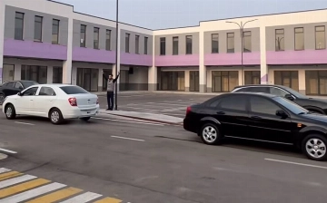 Узбекский автоблогер сравнил силы Chevrolet Cobalt и Gentra в перетягивании троса