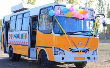 В двух регионах Узбекистана запустят бесплатные школьные автобусы