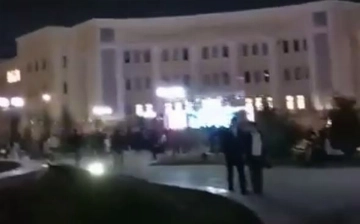 «Это моральное преступление». Алишер Кадыров раскритиковал дискотеку у памятника Навои