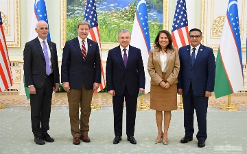 Шавкат Мирзиёев принял делегации парламента США