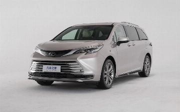 Toyota презентовала обновленный минивэн Sienna