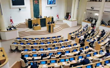 Спикер парламента Грузии подписал закон об иноагентах, вызвавший массовые протесты