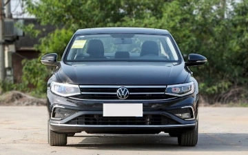 Новые Volkswagen Bora в Китае продают дешевле $9 600