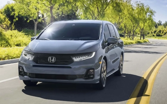 Honda презентовала новейший минивэн Odyssey