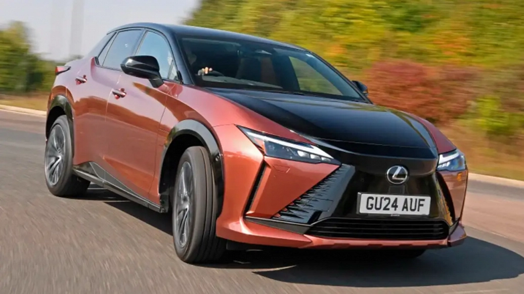 Фото: Lexus