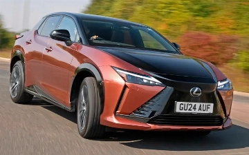 Lexus презентовал новый RZ 300e