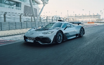 Mercedes-AMG One стал самым быстрым серийным автомобилем на Нюрбургринге