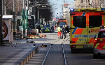 В Германии автомобиль въехал в толпу: погибли два человека, пострадали 25