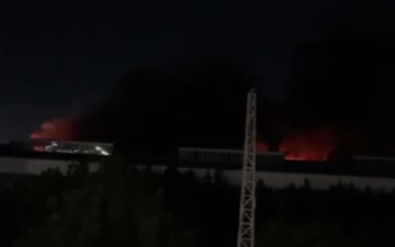 В Ташкенте произошел крупный пожар в вагоноремонтном депо