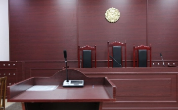 Отправлял интимные фото и непристойные стикеры: в Каракалпакстане арестовали парня, домогавшегося несовершеннолетней