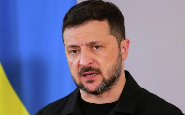Зеленский заявил о возобновлении поставок американского оружия в Украину
