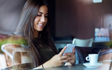 Обновленный голос ChatGPT-5 привлекает девушек