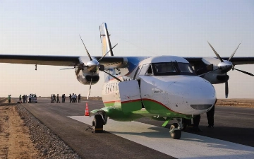 Arnasoydagi qurilayotgan aeroportga sinov tariqasida birinchi samolyot qo‘ndi