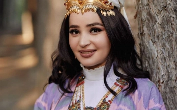 Узбекская актриса Бахора Арслонова стала мамой