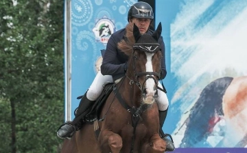 Узбекский наездник Бекзод Курбанов вышел в финал Кубка мира по конкуру