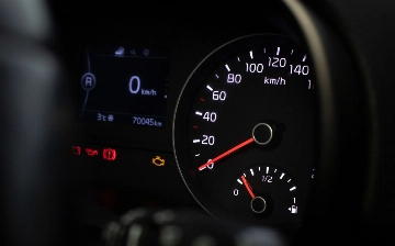 Узбекские депутаты одобрили наказание за скручивание пробега авто