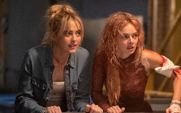 Вышел трейлер хоррора «Я иду искать-2» с Кэтрин Ньютон и Дэвидом Кроненбергом