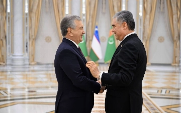 Шавкат Мирзиёев встретился с Гурбангулы и Сердаром Бердымухамедовыми