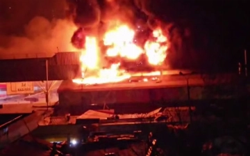 В Ташкенте произошел крупный пожар на территории рынка «Авиасозлар»