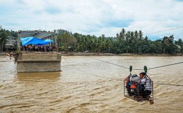 Число жертв наводнений в Индонезии достигло 1 тысячи