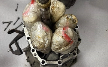 Спрятали в коробке передач: в Узбекистан пытались провезти крупную партию мефедрона