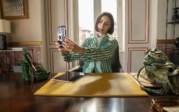 «Эмили в Париже» официально продлена на шестой сезон