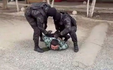 В Хорезме задержали граждан, избивавших и запугивавших людей