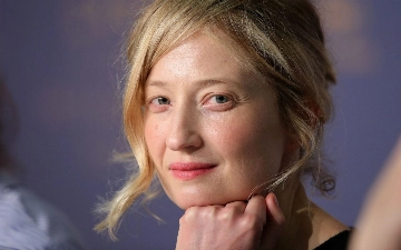 Кто из знаменитостей родился 27 февраля