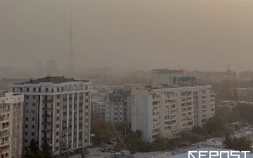 Узбекистанцев предупредили об усилении ветра с пылью