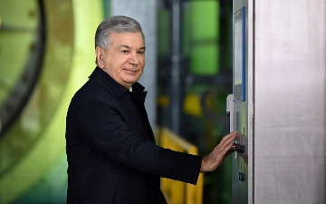 Шавкат Мирзиёев запустил медно-обогатительную фабрику в Алмалыке