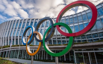 МОК запретил трансгендерам участвовать в женских соревнованиях на Олимпиаде
