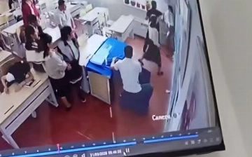 В Сырдарье ученик 11-го класса избил одноклассницу в школе