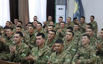 В Узбекистане начнут предоставлять образовательные кредиты срочникам, поступившим в вузы