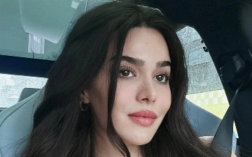 В Турции продолжаются резонансные задержания: среди арестованных — актриса Алейна Бозок