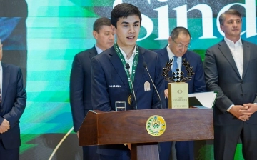 Шахматиста Жавохира Синдарова наградили орденом «Мехнат шухрати»