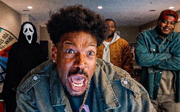 В тизере «Очень страшное кино-6» высмеяли байопику о Майкле Джексоне