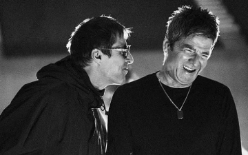 Oasis снимут фильм о воссоединении группы спустя 15 лет